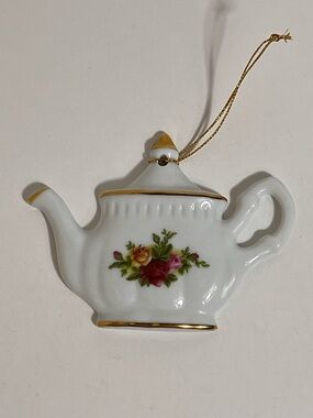 Vintage 1962 Royal Albert Old Country Roses Teapot Christmas Tree Ornament